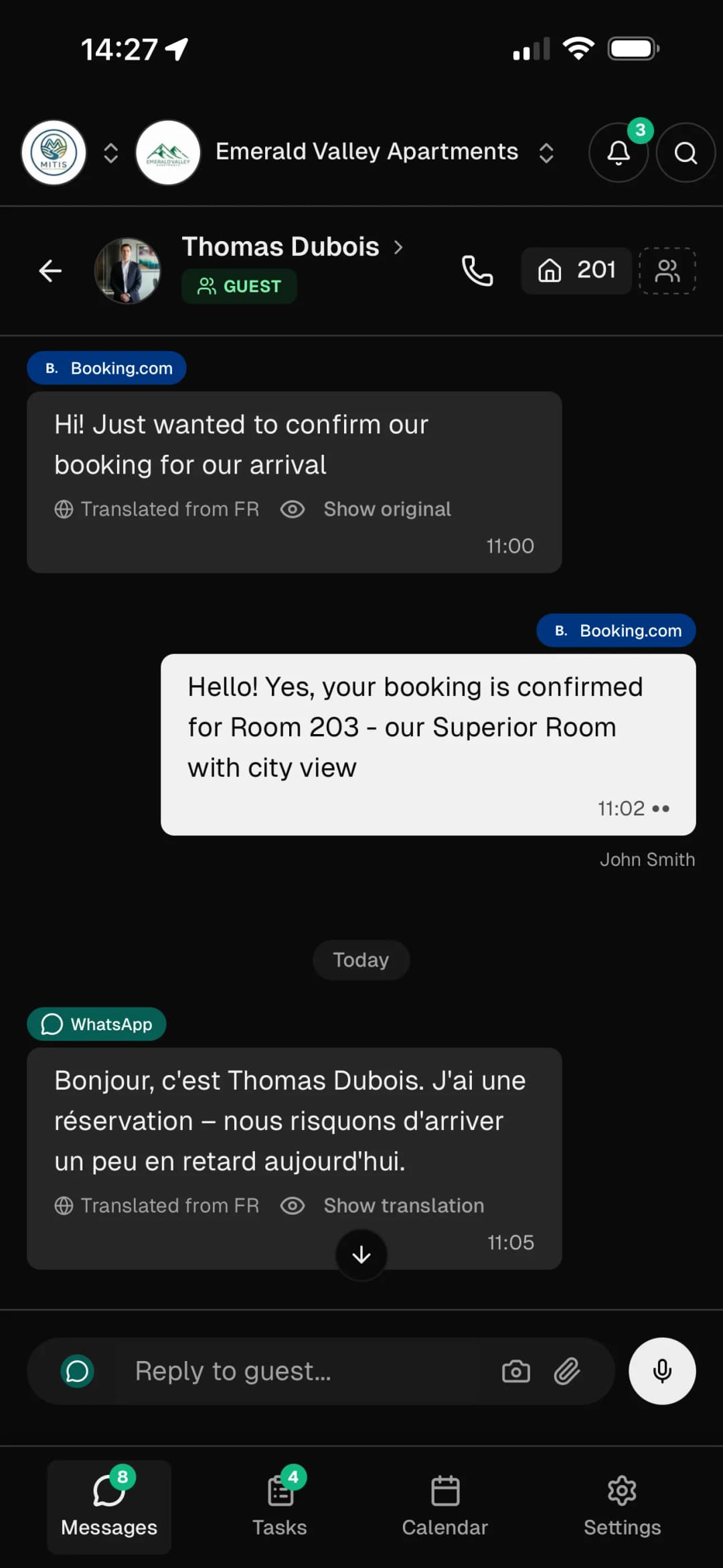 Superhost chat interface showing multi-channel guest conversation with WhatsApp integration and auto-translation